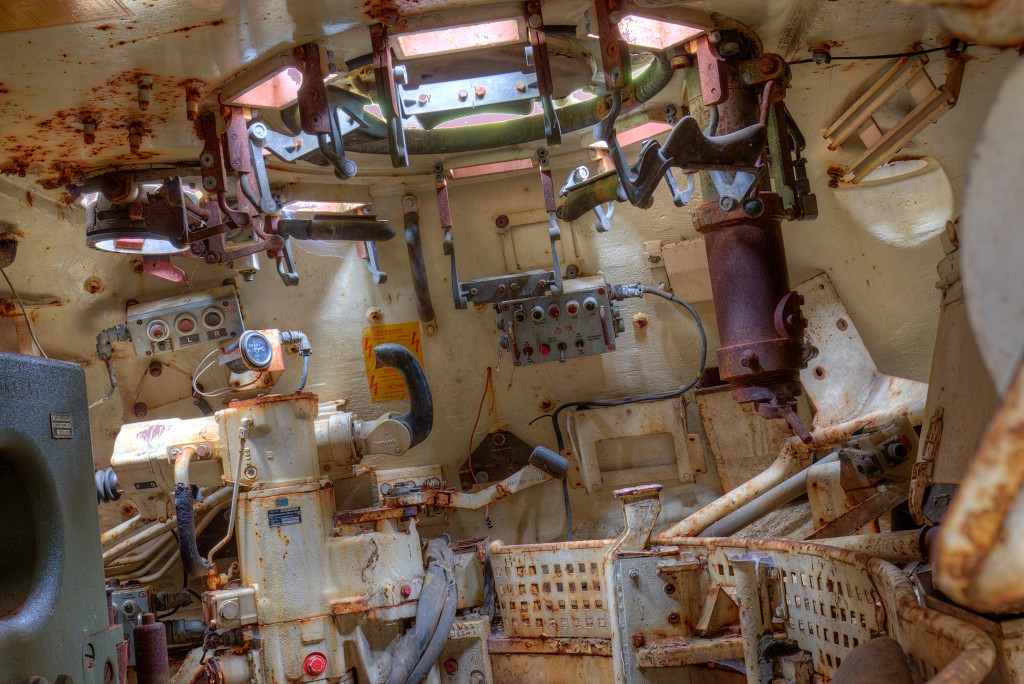 HDR urbex lost tank tanks truck trucks spitfire mig decay airplane abandoned abandonne vervallen verlaten military militair